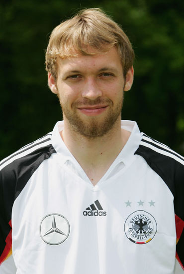 九游体育-Faker遭遇三连败，德国队教练面临压力！